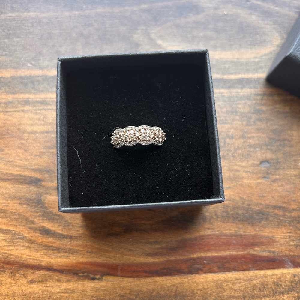 Elegant Silver Women's Ring